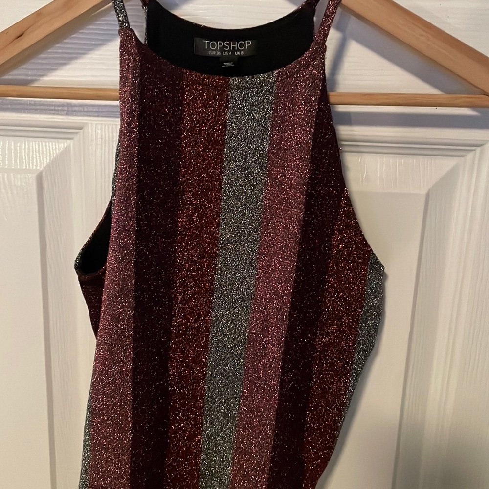 TOPSHOP Crop top